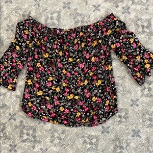 Crop/ off the shoulder top